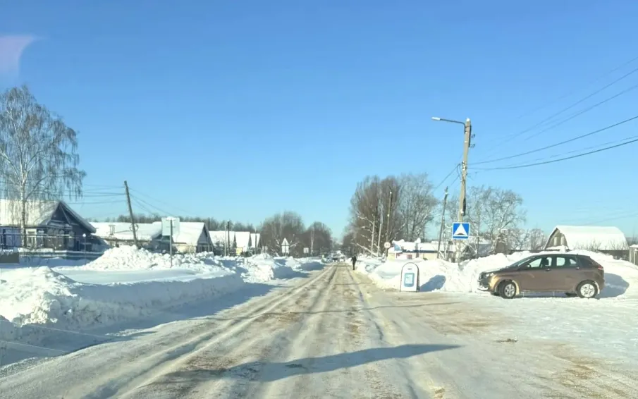 Посыпка городских улиц уже началась
